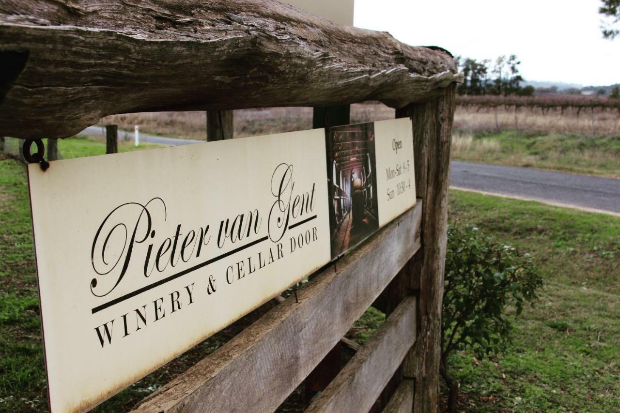 Pieter Van Gent Winery & Vineyard Budgee Budgee Extérieur photo